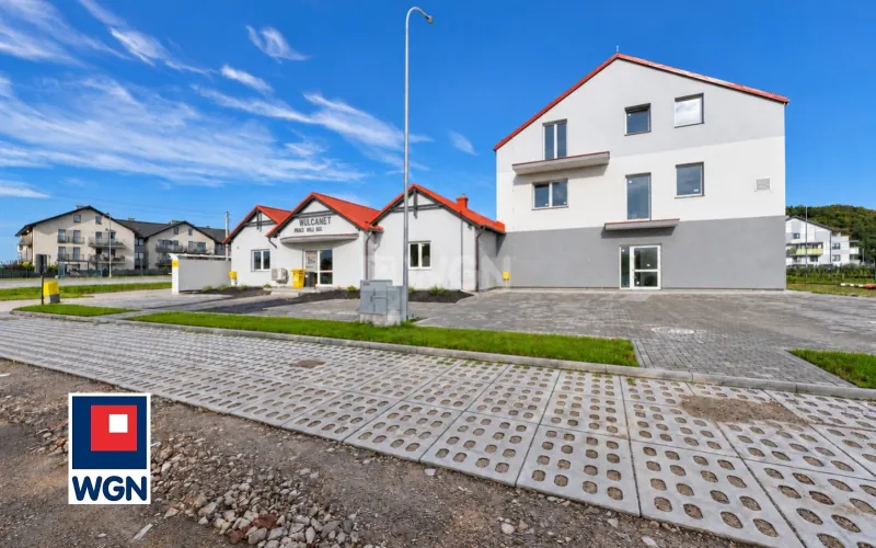 Lokal usługowy na  wynajem Reda - LOKAL USŁUGOWY 213 m2 | PARTER| duże witryny | parking| teren zielony