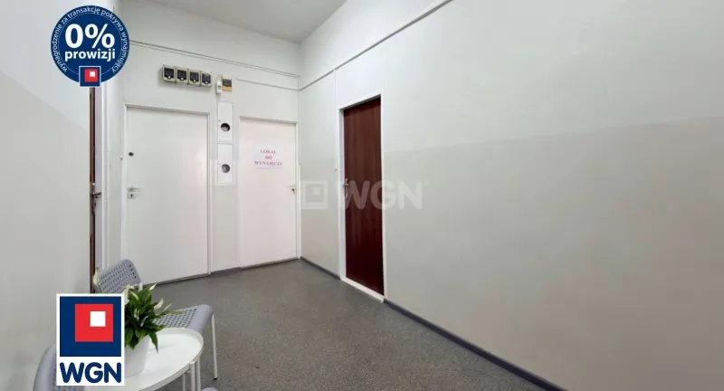 Lokal usługowy na  wynajem Łaziska Górne - Lokal użytkowy 36,85 m2 na wynajem - Łaziska Górne, ul. Mickiewicza 2A.