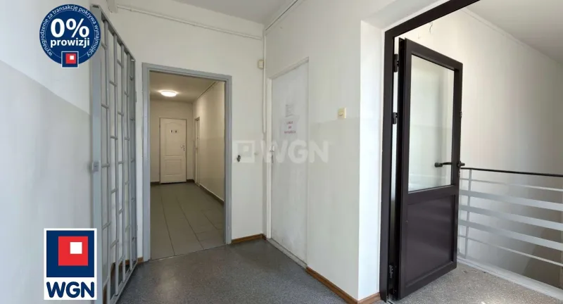Lokal usługowy na  wynajem Łaziska Górne - Lokal użytkowy 34,80 m2 na wynajem - Łaziska Górne, ul. Mickiewicza 2A.